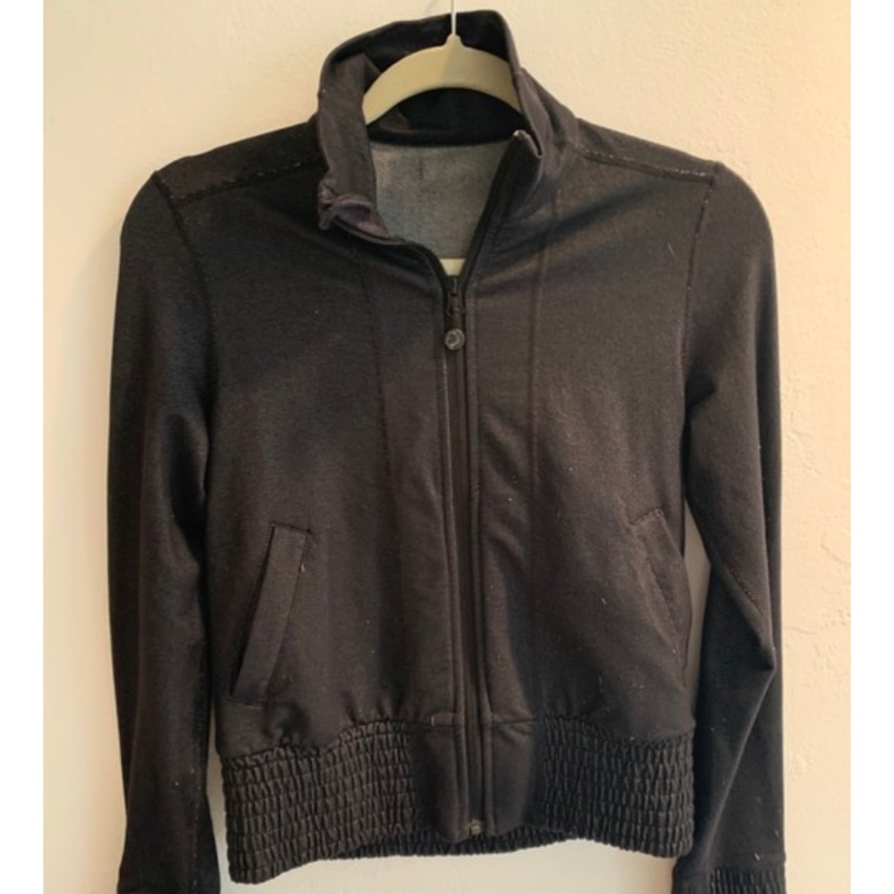 Lululemon cropped denim color jacket